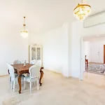 Vintage Maison, Panoramic View