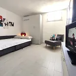 Casa Blanchette