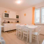 Giobo Rooms