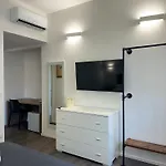 Dante 134 Rooms