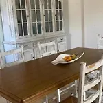 Casa Meta Mito