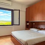 Dommos - Marinaway Apartments