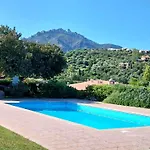 Paradise Villa - View, Pool & Parking, 200Mt Sea