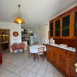 Bilocale Con Ampio Giardino