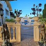 Villa Tres Palmeras En Alfaz Del Pi , Albir, Benidorm