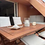 Domus Strazza Porto Quadro