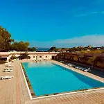Sea View And Pool B