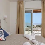 Mercury Beach Hotel