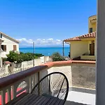 Villa Topaz
