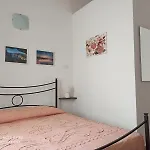 Catalan Charm 98