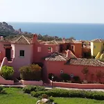 Calarossa Village