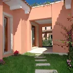 Villa Via Del Tirreno 73
