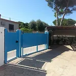 Villa White&Blu