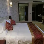 Alxa Left Badain Jaran Hotel