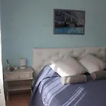 A Domo