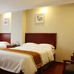 Greentree Inn Jiangsu Nantong Development District Middle Road Business Hotel