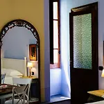 Sofia Family Suites