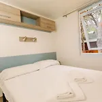 Torre Del Porticciolo Camping Village Glamping