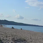 Miramare Struttura Sulla Spiaggia