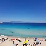 Appartamento Verde Con Giardino Santa Teresa Gallura