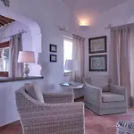 Luxury Villa Lu Disisciu