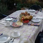Bed And Breakfast Hibiscus