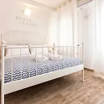 White Charme Rooms