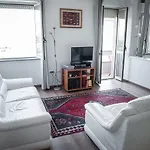 La Casa Rosa - The Pink House