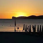 8 Via Corsica