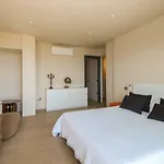 Villa Purple
