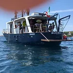Boat & Breakfast Alicudi