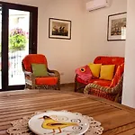 Casa Bianco Navarrese C