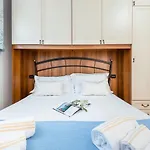 Pearl Coast Apartment