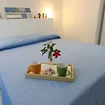 Sandalia House