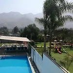 Las Cumbres Inn