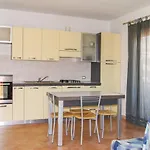 Residence Il Giglio Near The Sea