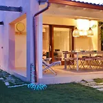 Villa Karly