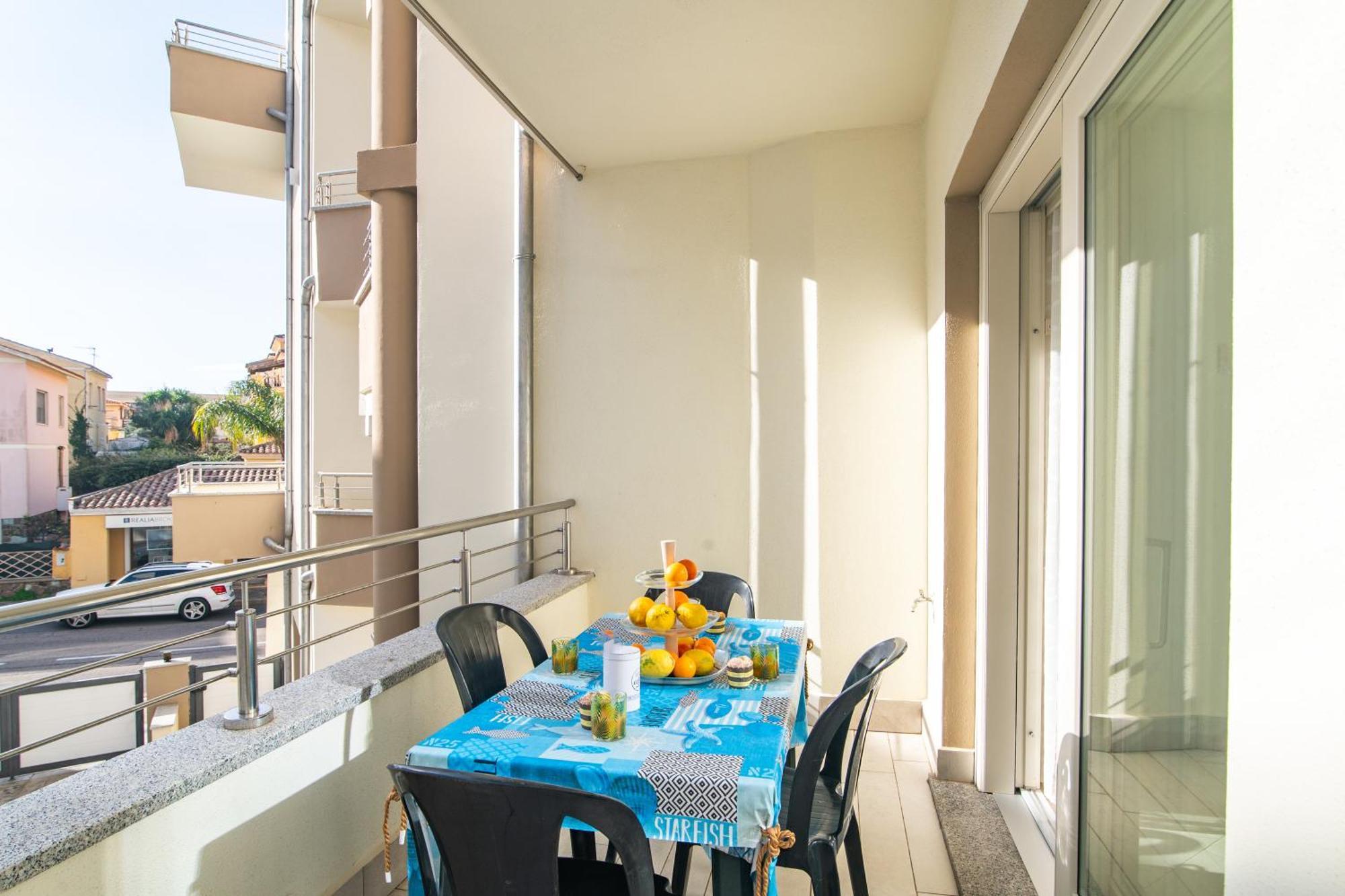 Starfish 300m From The - Happy Apartment Golfo Aranci
