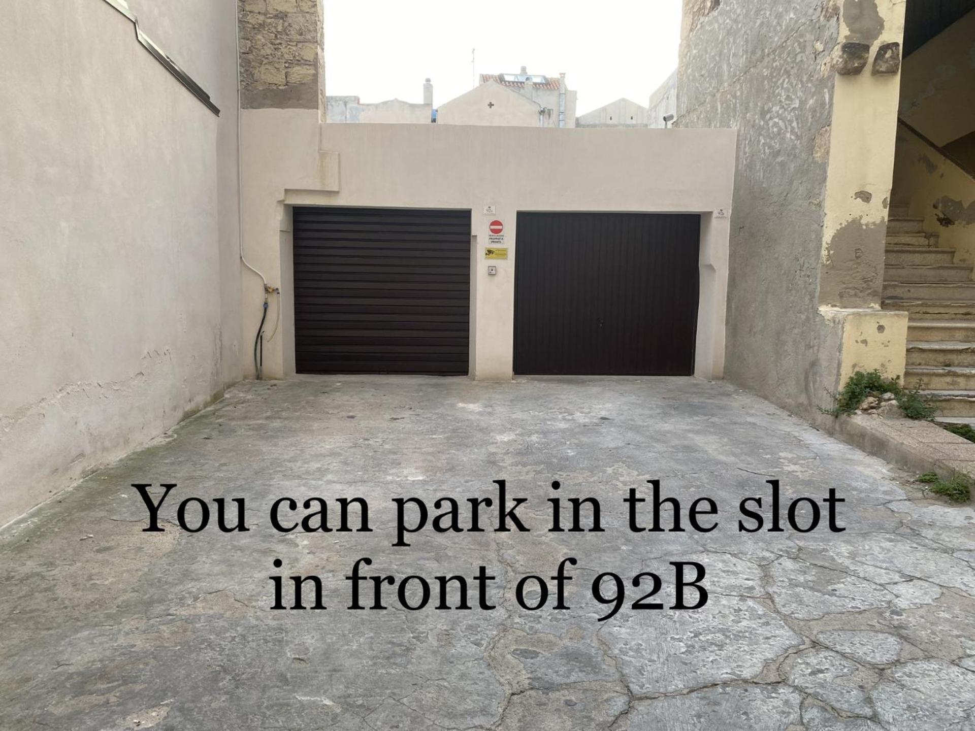 Casa Leonardo, A Panoramic View Of With Free Car Parking Cagliari