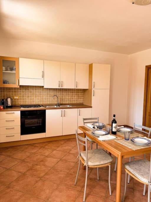 Apartment Casa Con Doppio Giardino A 10 Min Dal Mare, Tra Stintino E Alghero