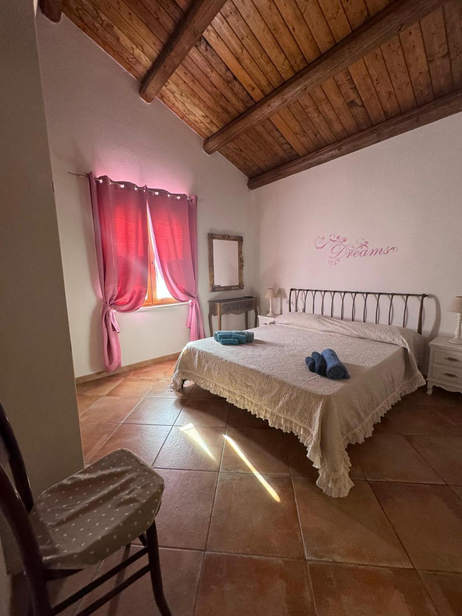Pm 85 Strada Provinciale - Bosa Villa *