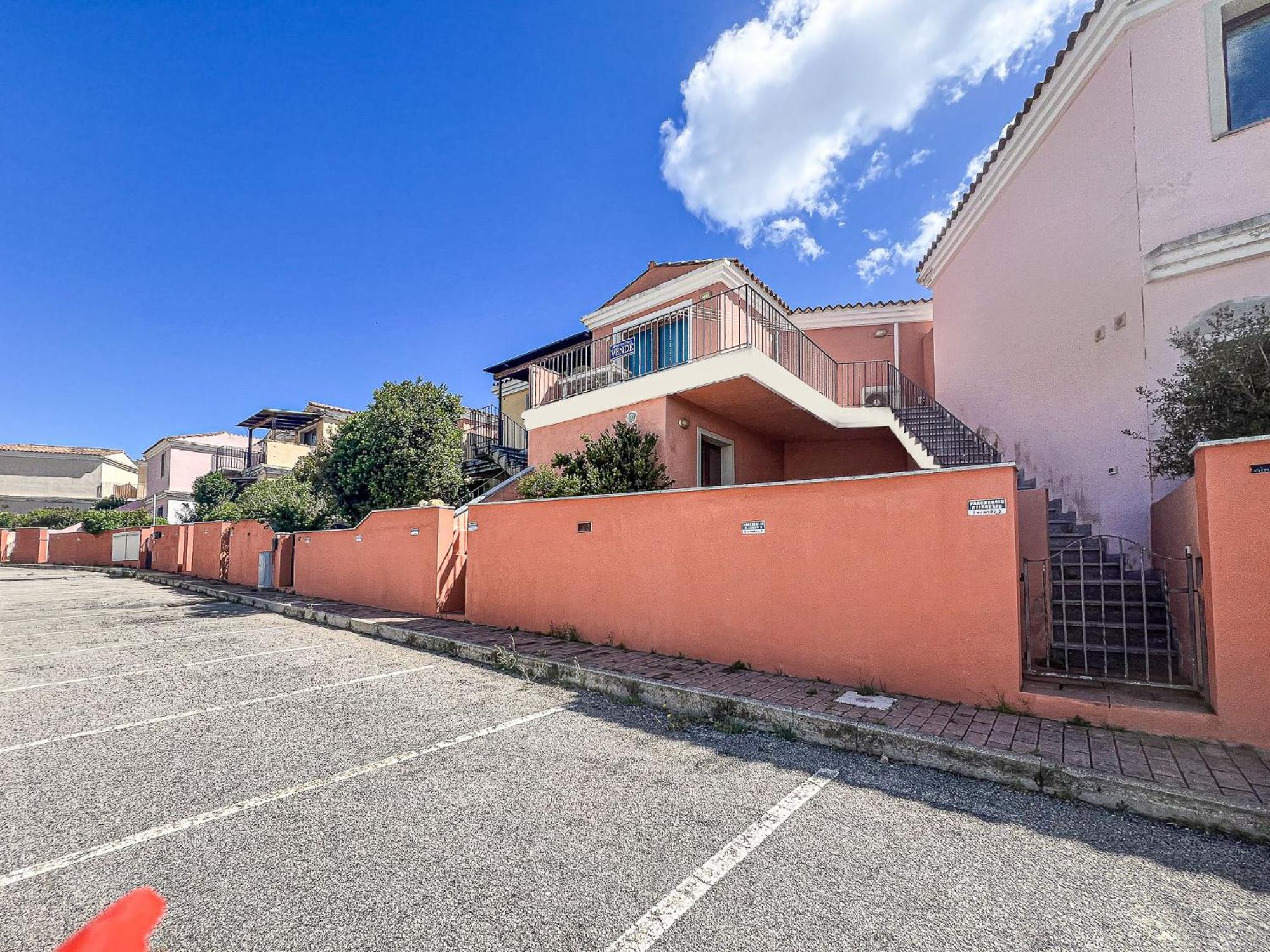 Borgo Saraceno 01 *