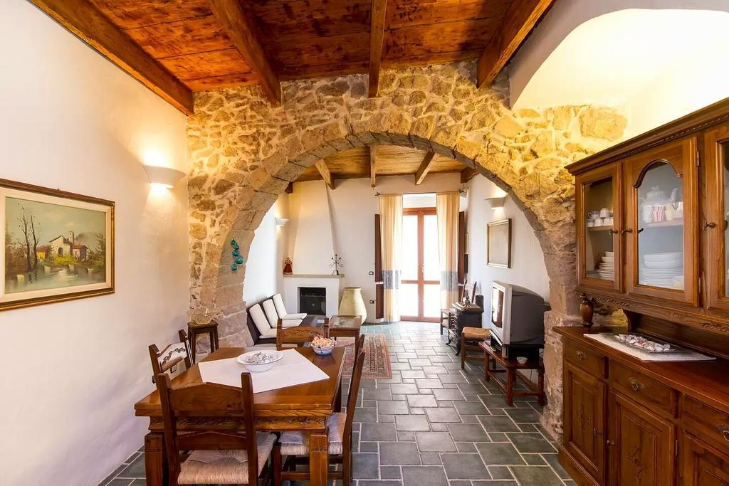 Authentic Sardinian Apartment *