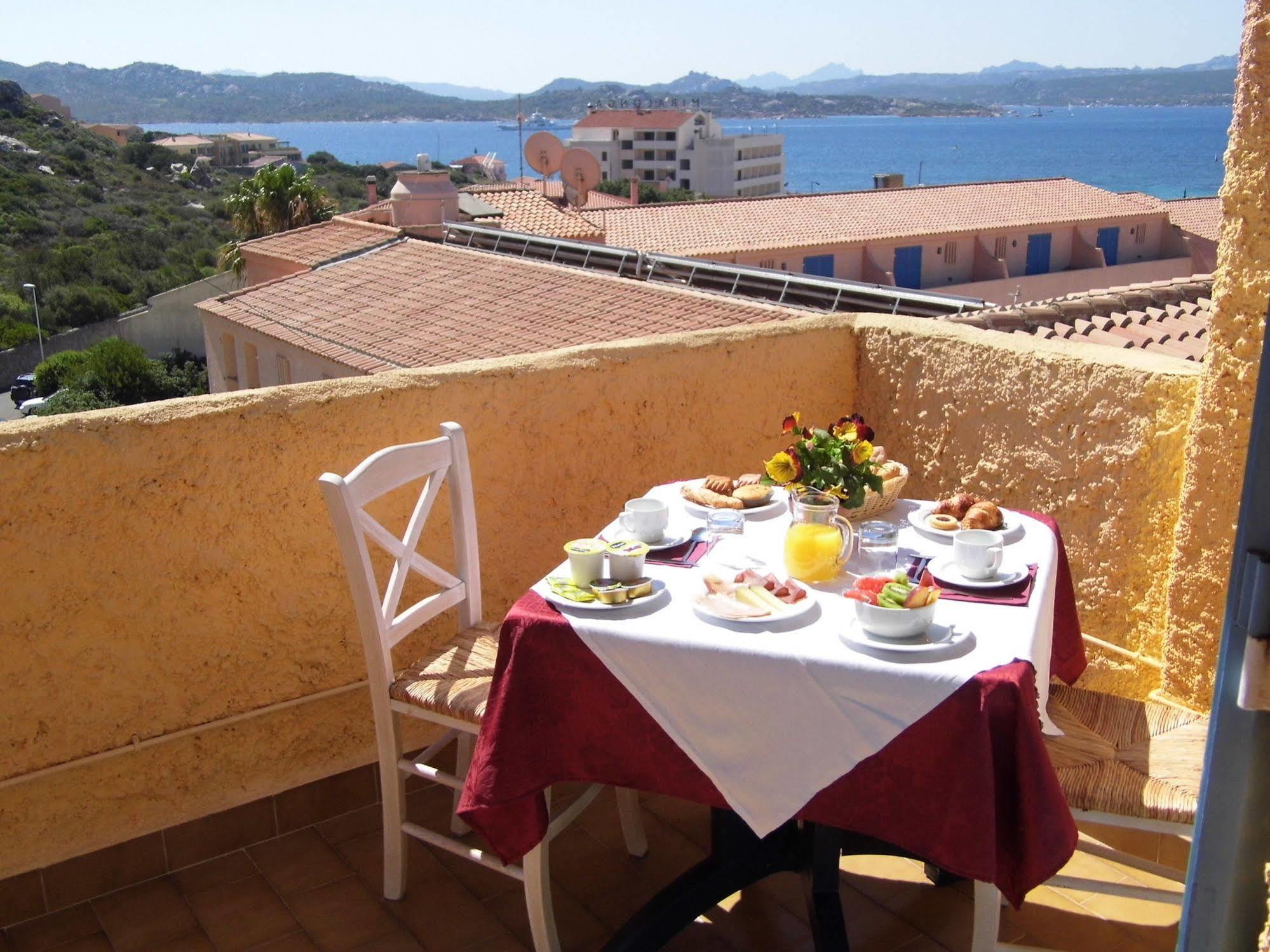 Le Nereidi & La Maddalena (Sassari)